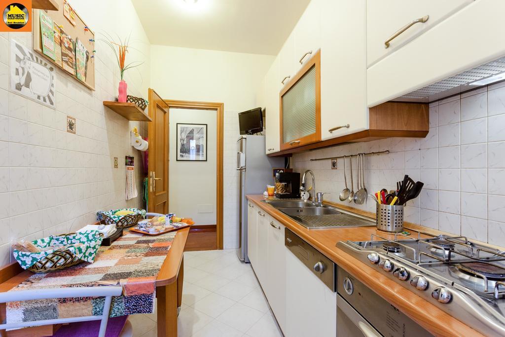 Music Guesthouse Roma Ngoại thất bức ảnh