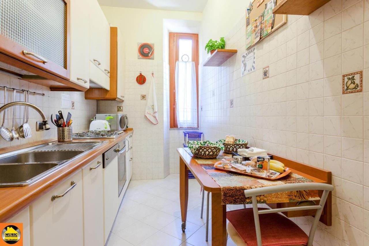 Music Guesthouse Roma Ngoại thất bức ảnh