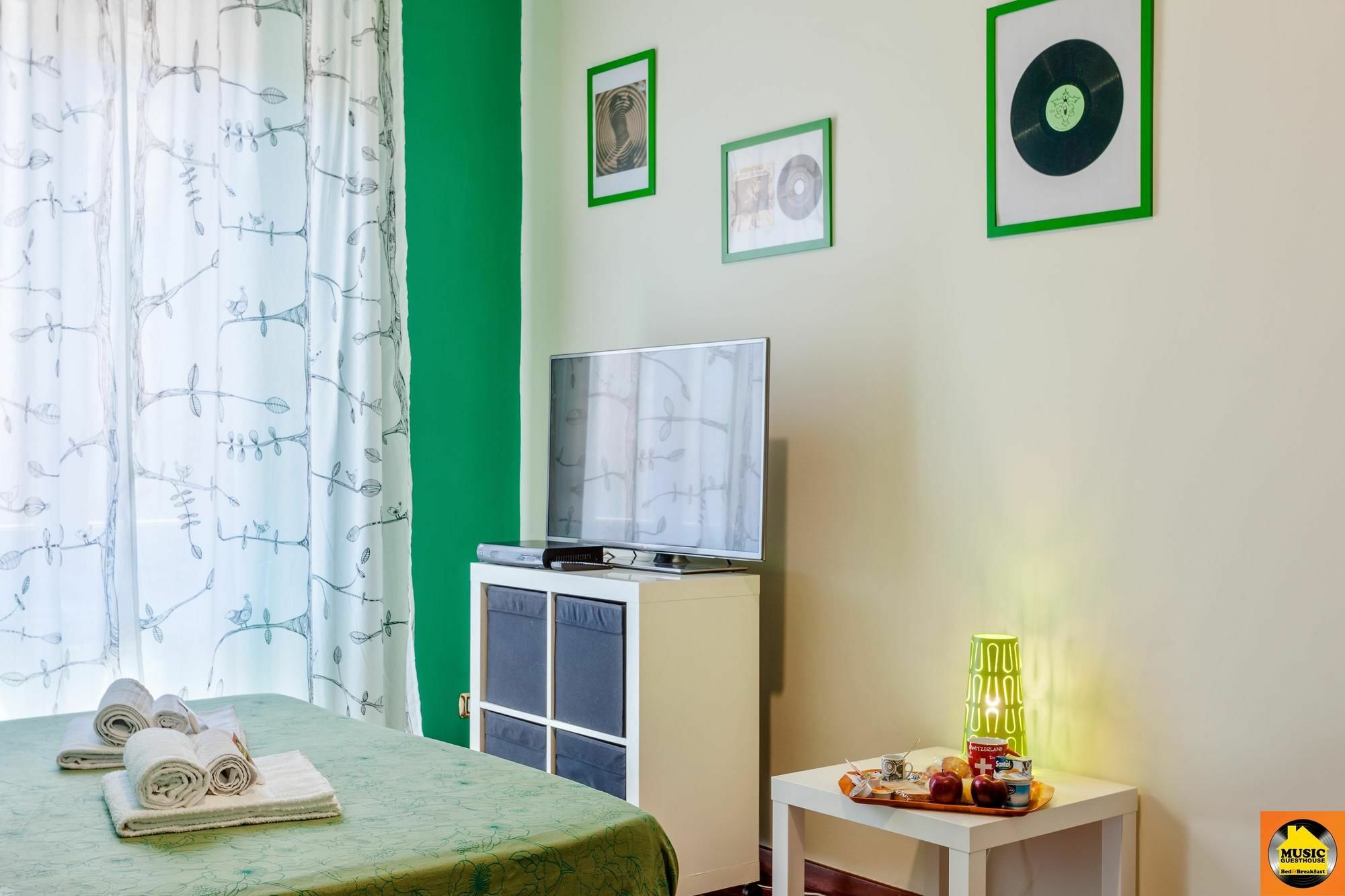 Music Guesthouse Roma Ngoại thất bức ảnh
