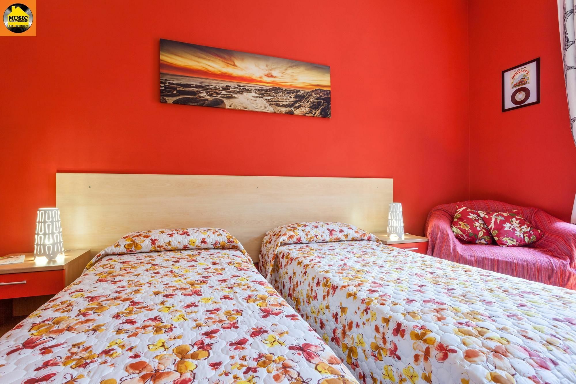 Music Guesthouse Roma Ngoại thất bức ảnh