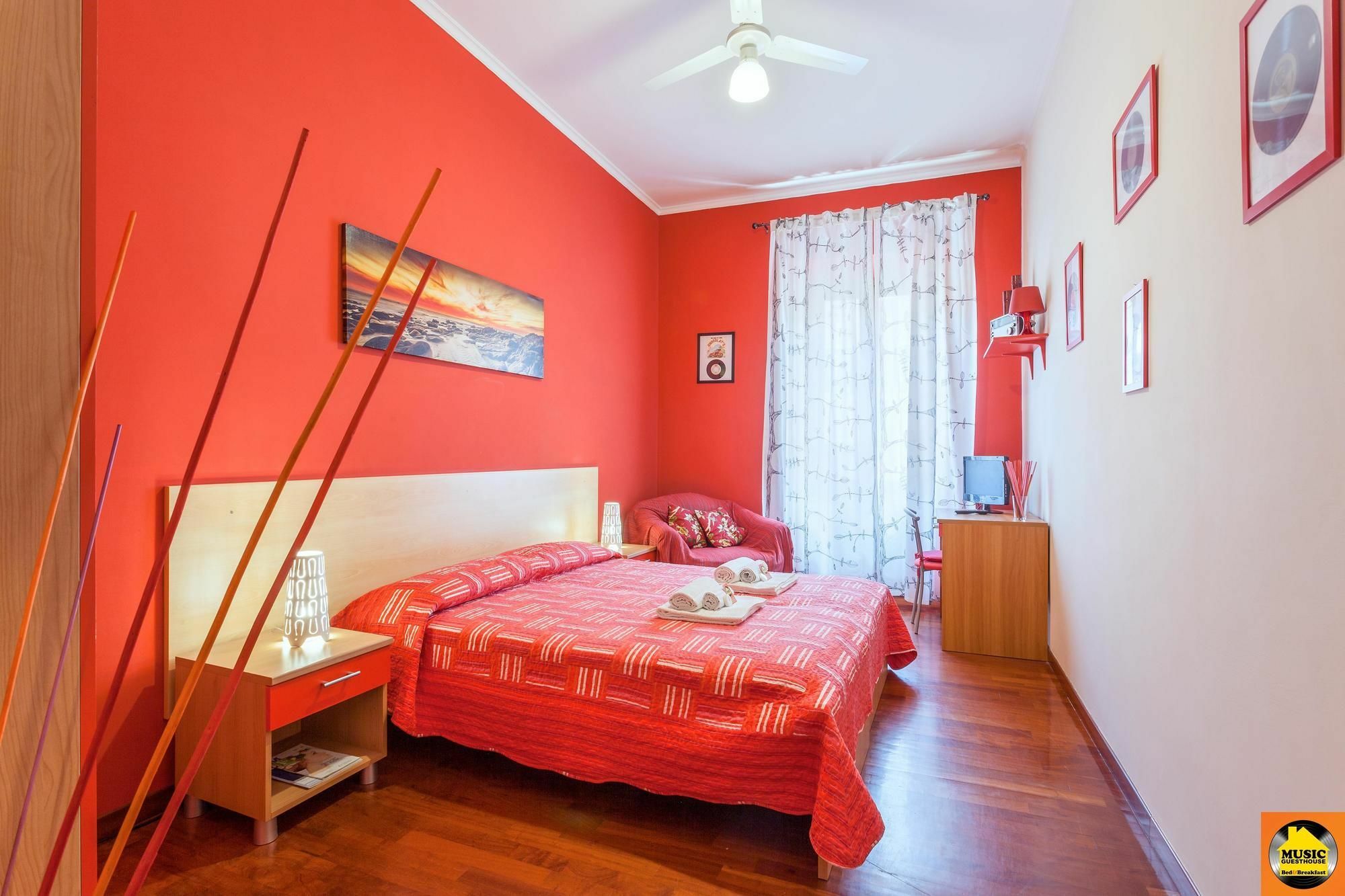 Music Guesthouse Roma Ngoại thất bức ảnh