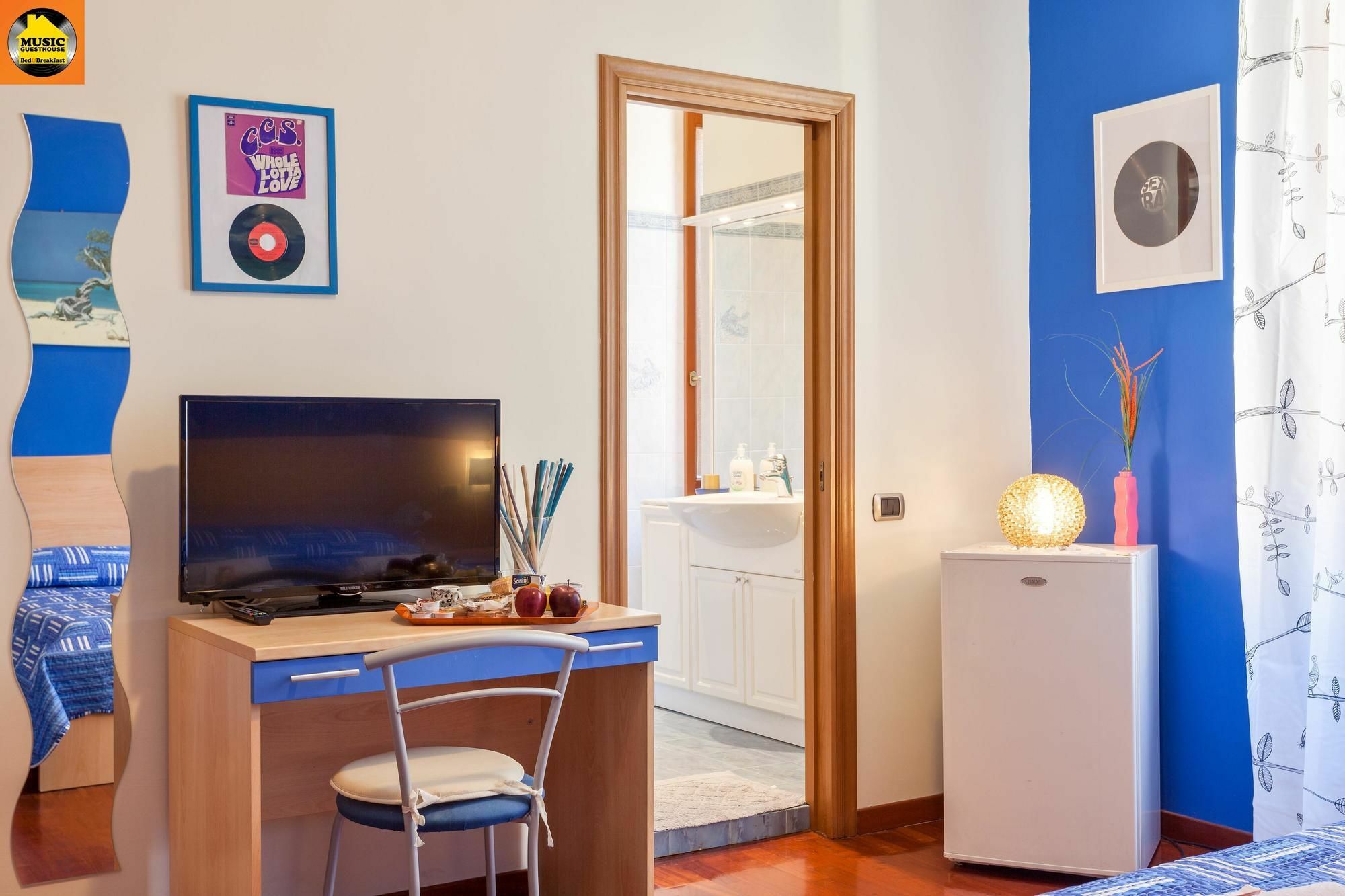 Music Guesthouse Roma Ngoại thất bức ảnh