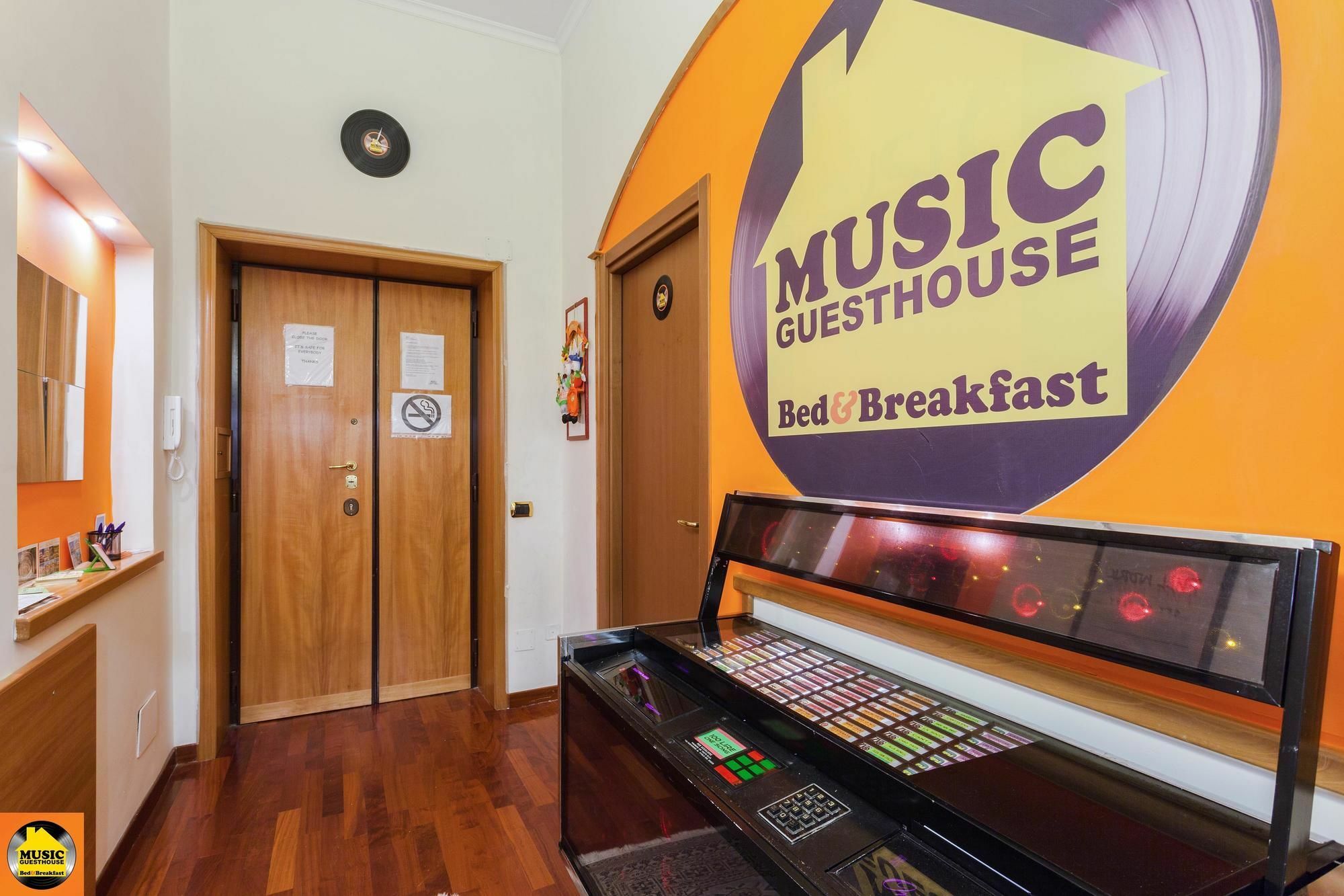 Music Guesthouse Roma Ngoại thất bức ảnh
