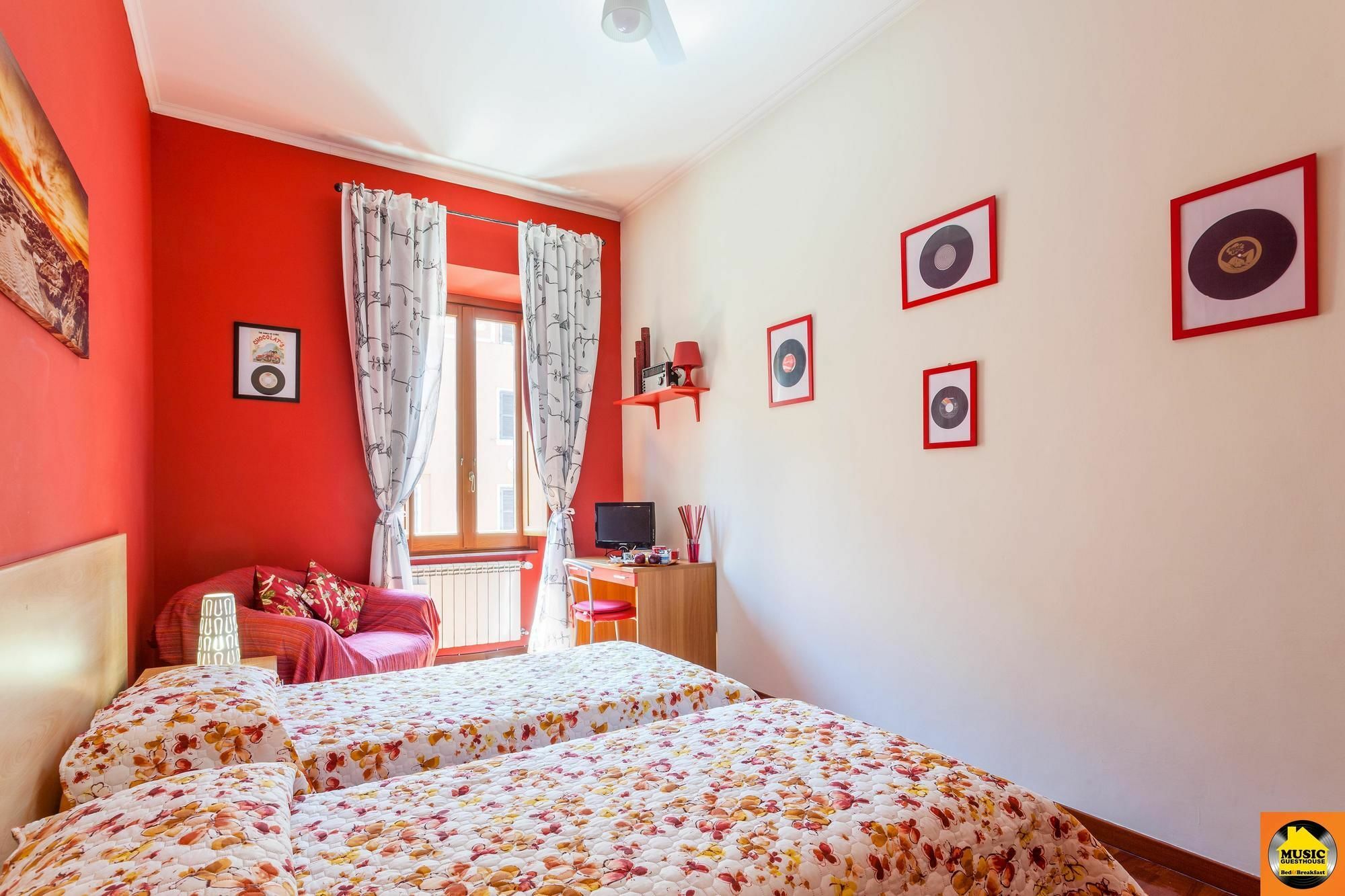 Music Guesthouse Roma Ngoại thất bức ảnh